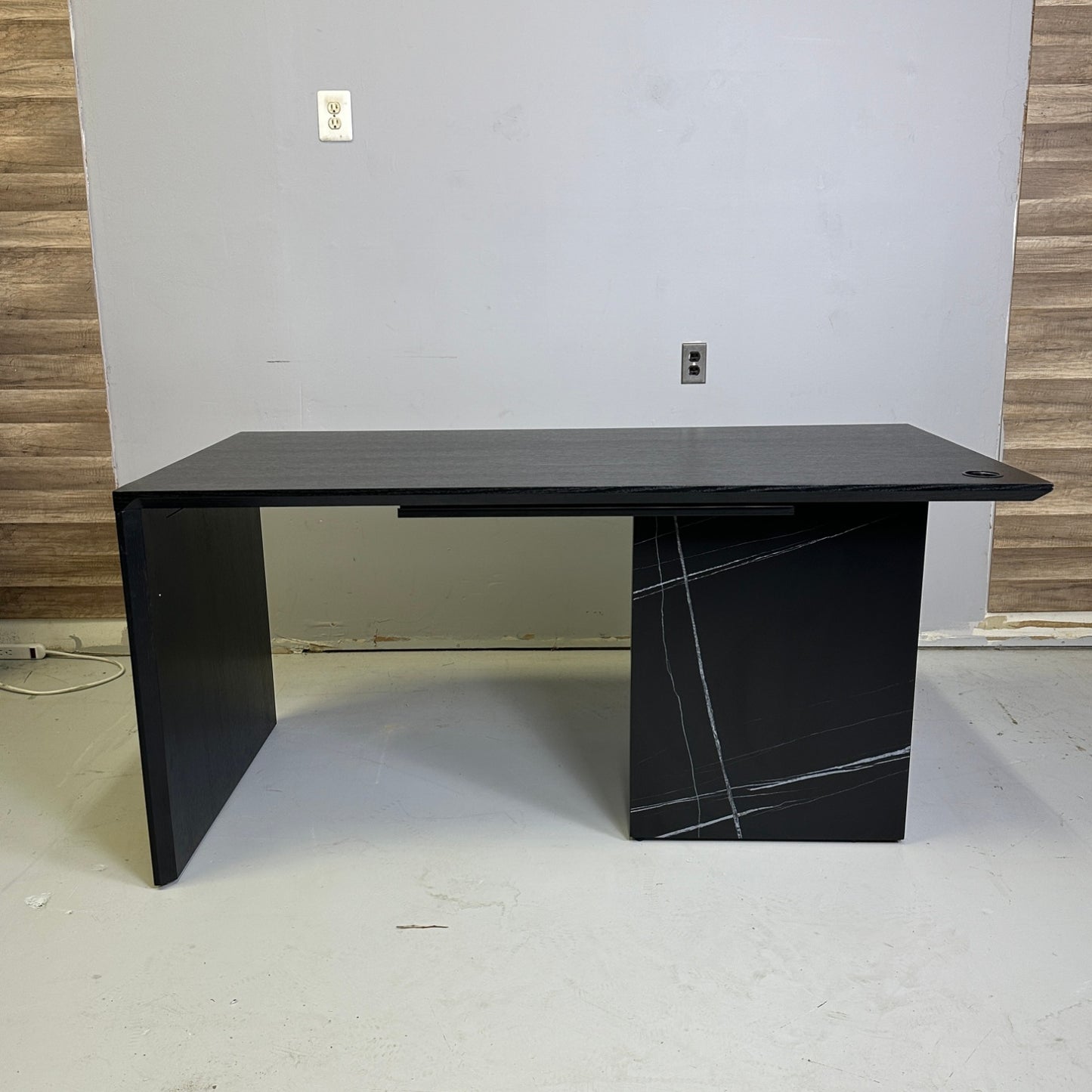 (Customer Return) Rove Concepts “Gia Desk”