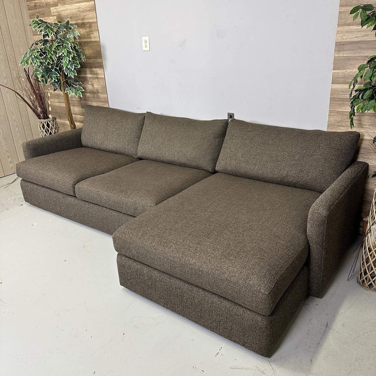 Crate & Barrel Lounge Deep Sectional