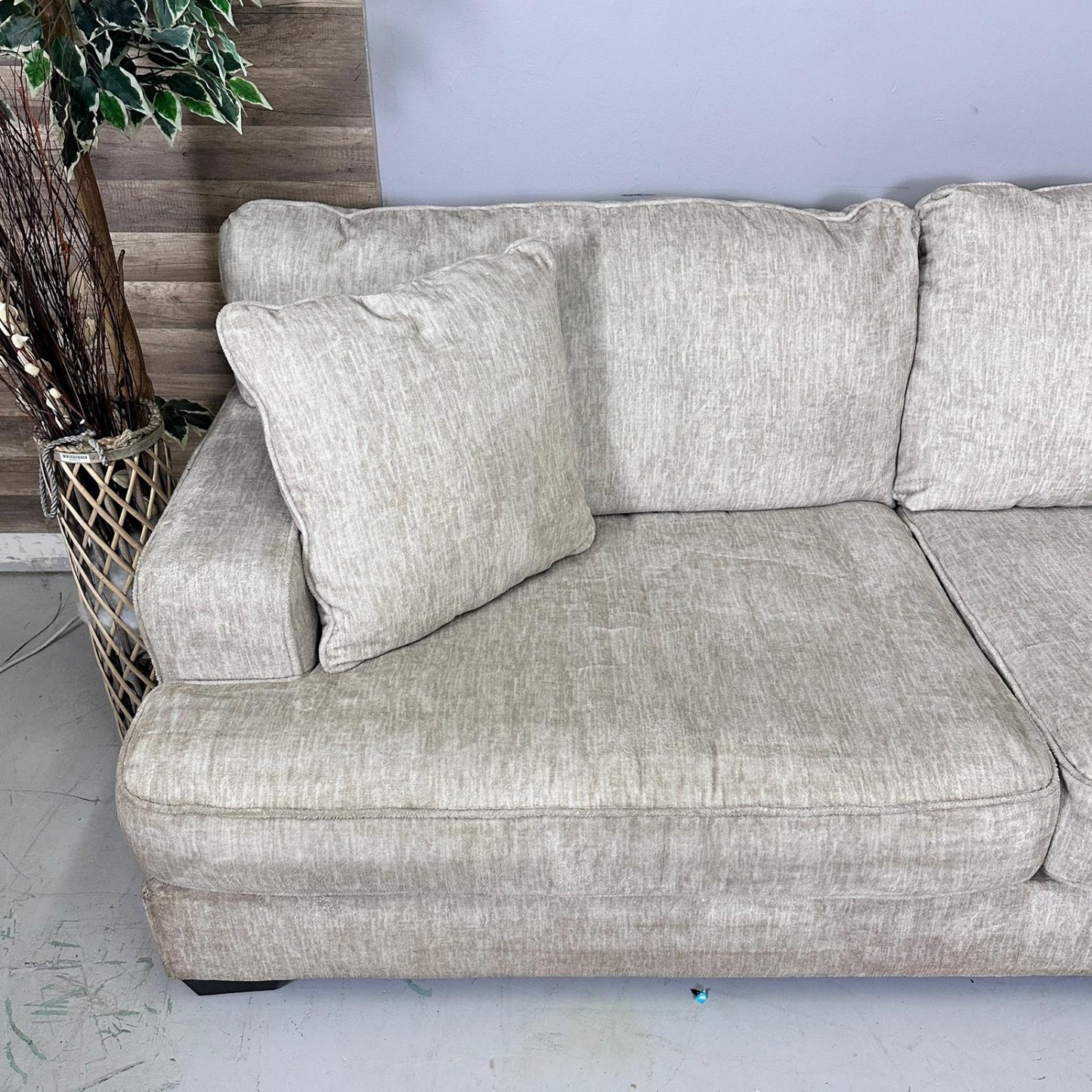 Ashley Rawcliffe 3-Piece Sectional