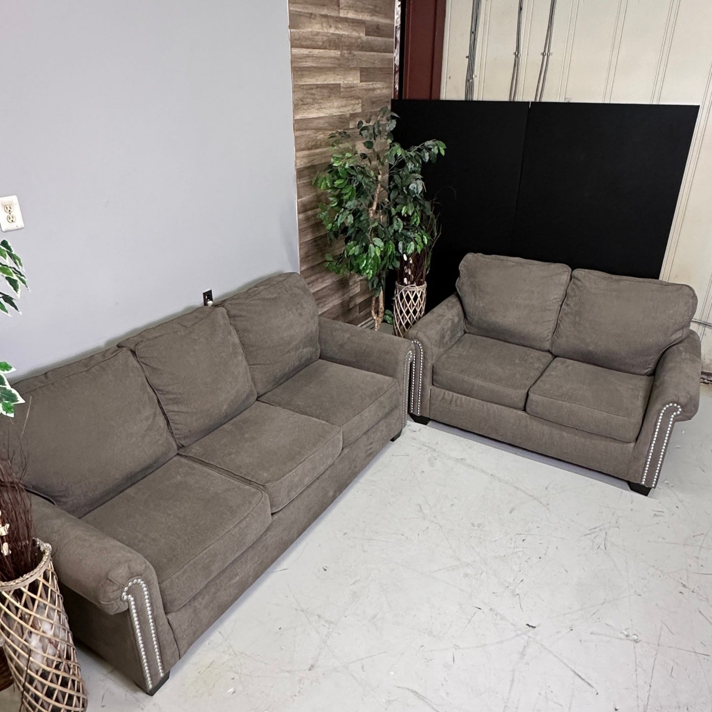 Grey 3 Seater Sofa & Loveseat