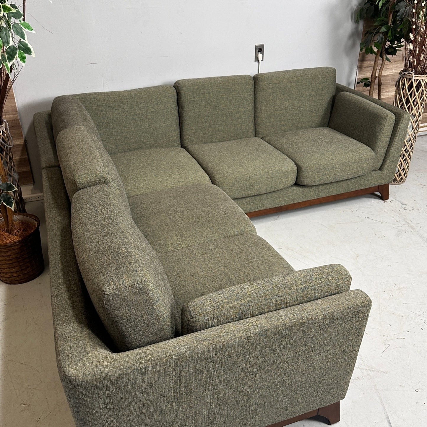 Ceni Hemlock Green Corner Sectional
