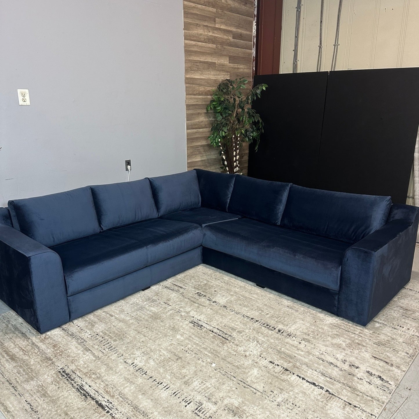 Sabai Elevate Blue Sectional