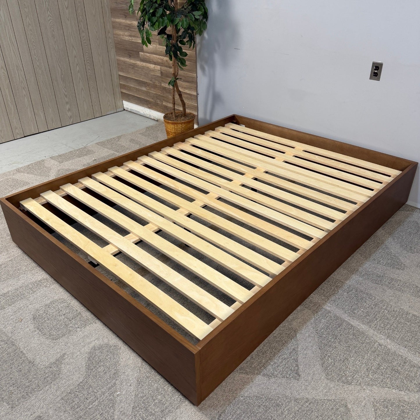 Article Leif Queen Platform Bed