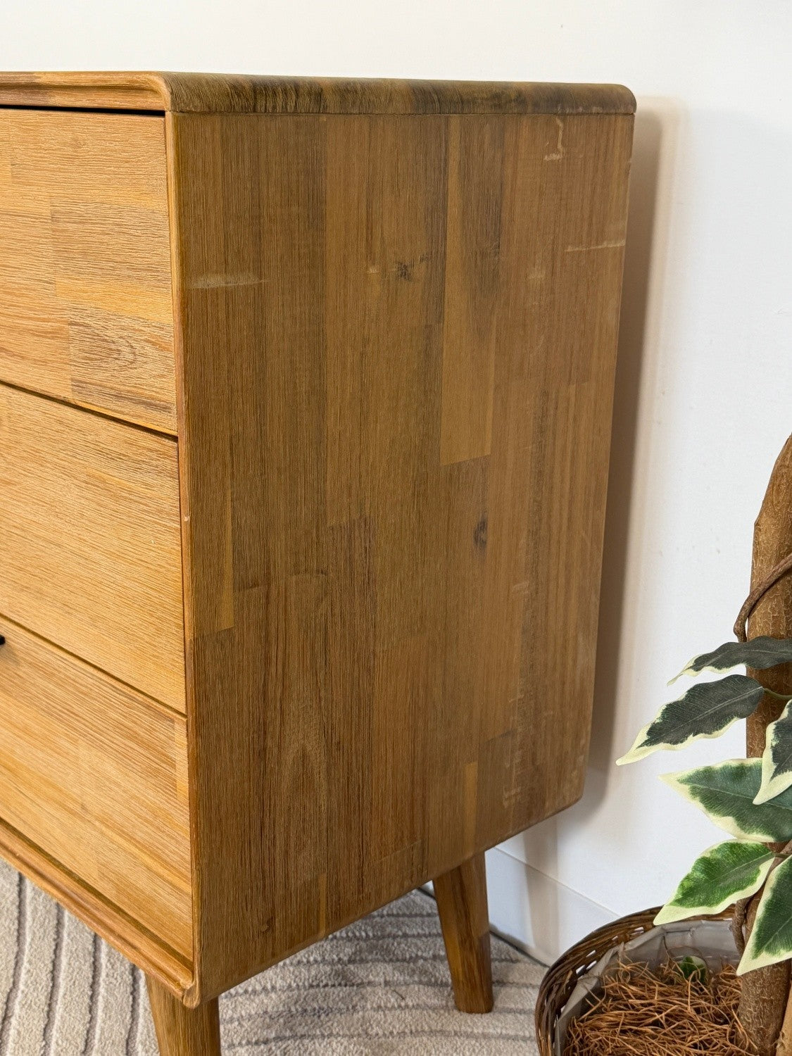 Castlery Seb 6 Drawer Dresser