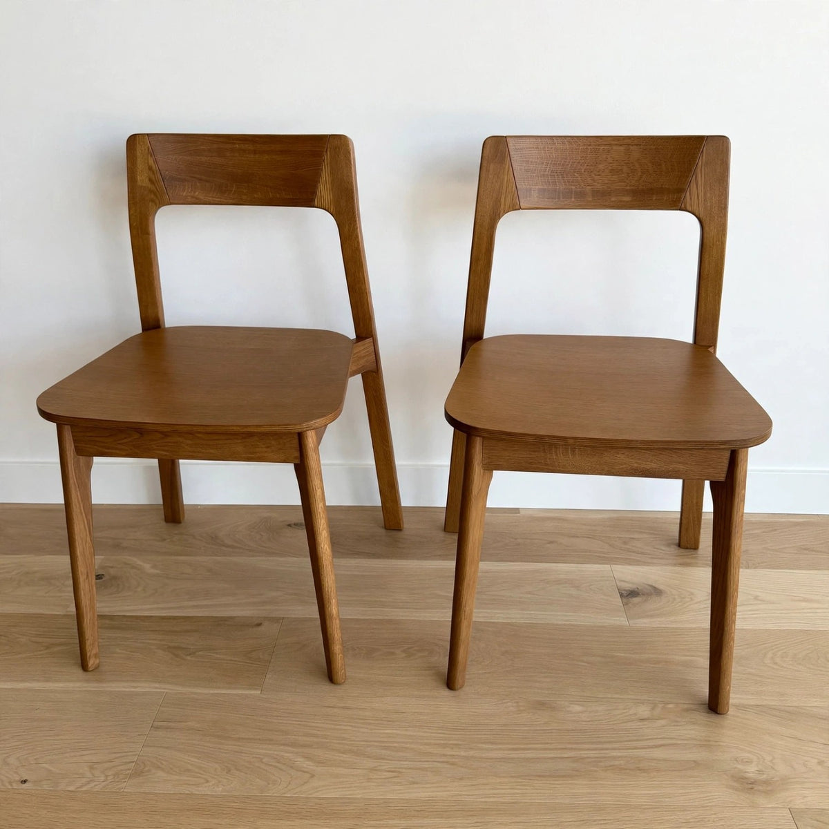 Article "Gusfa" Stackable Dining Chair (Set of 2)
