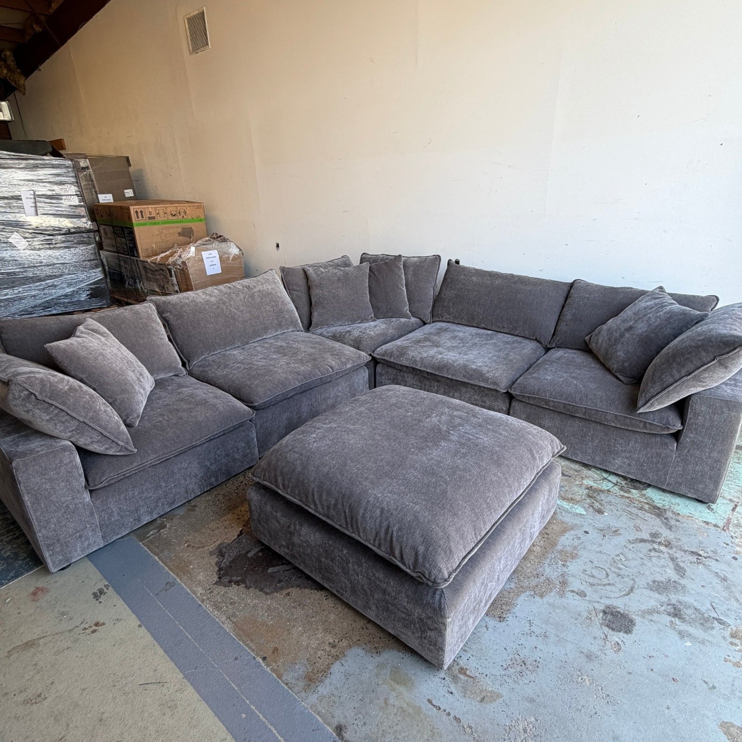 Sereen 6-piece Modular Sectional In Dark Gray
