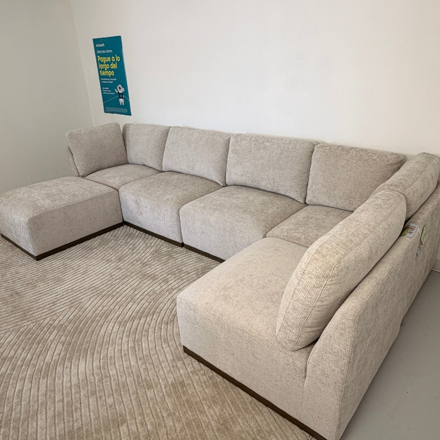 Costco Henredon Murphy Fabric 6-piece Modular Sectional with Ottoman