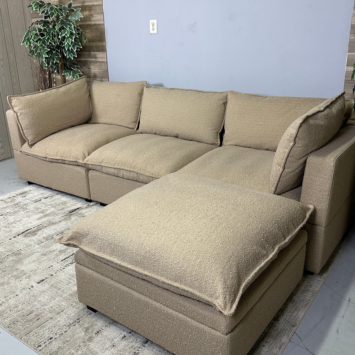 Albany Park "Fawn" With Storage Ottoman