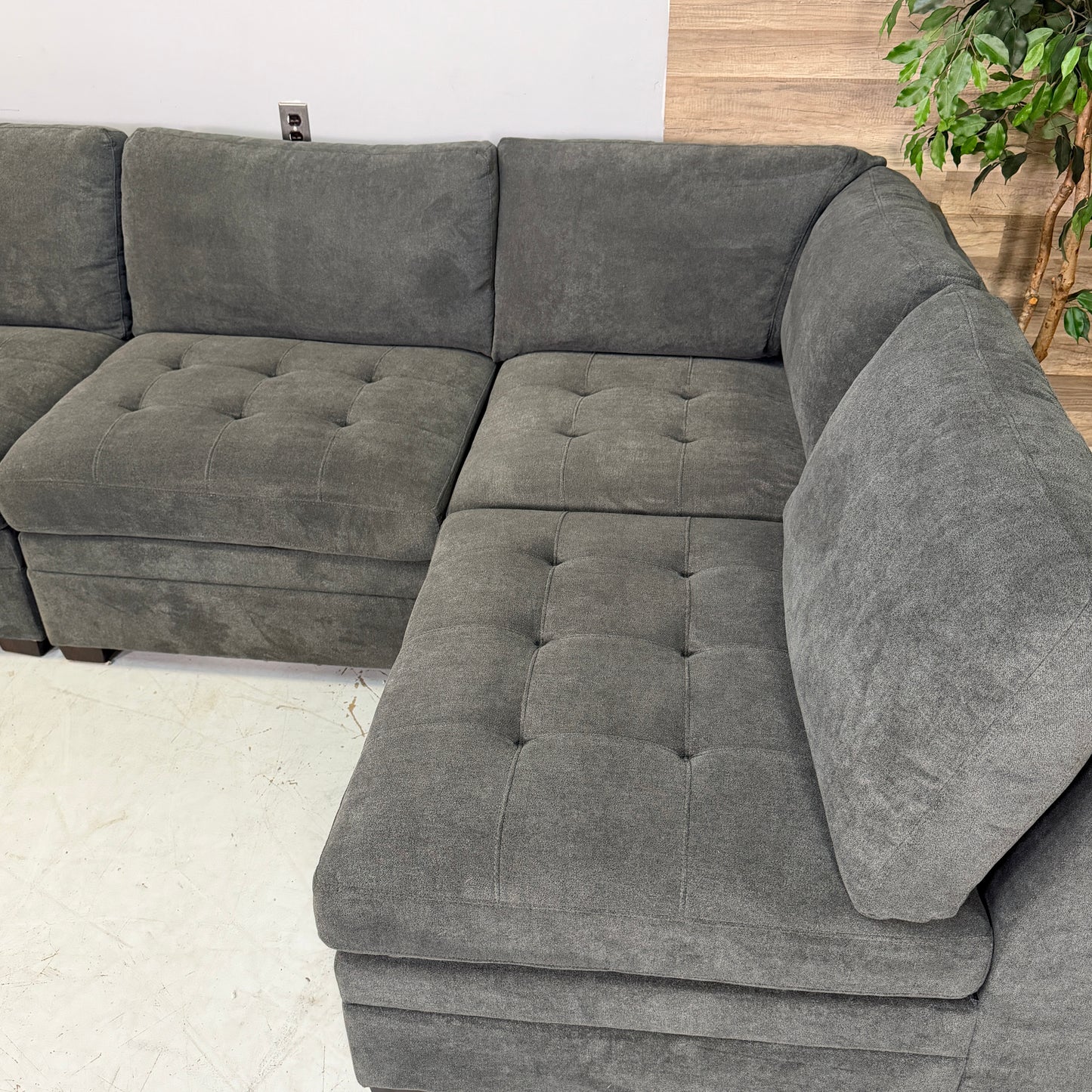 Grey Thomasville Tisdale Modular Sectional