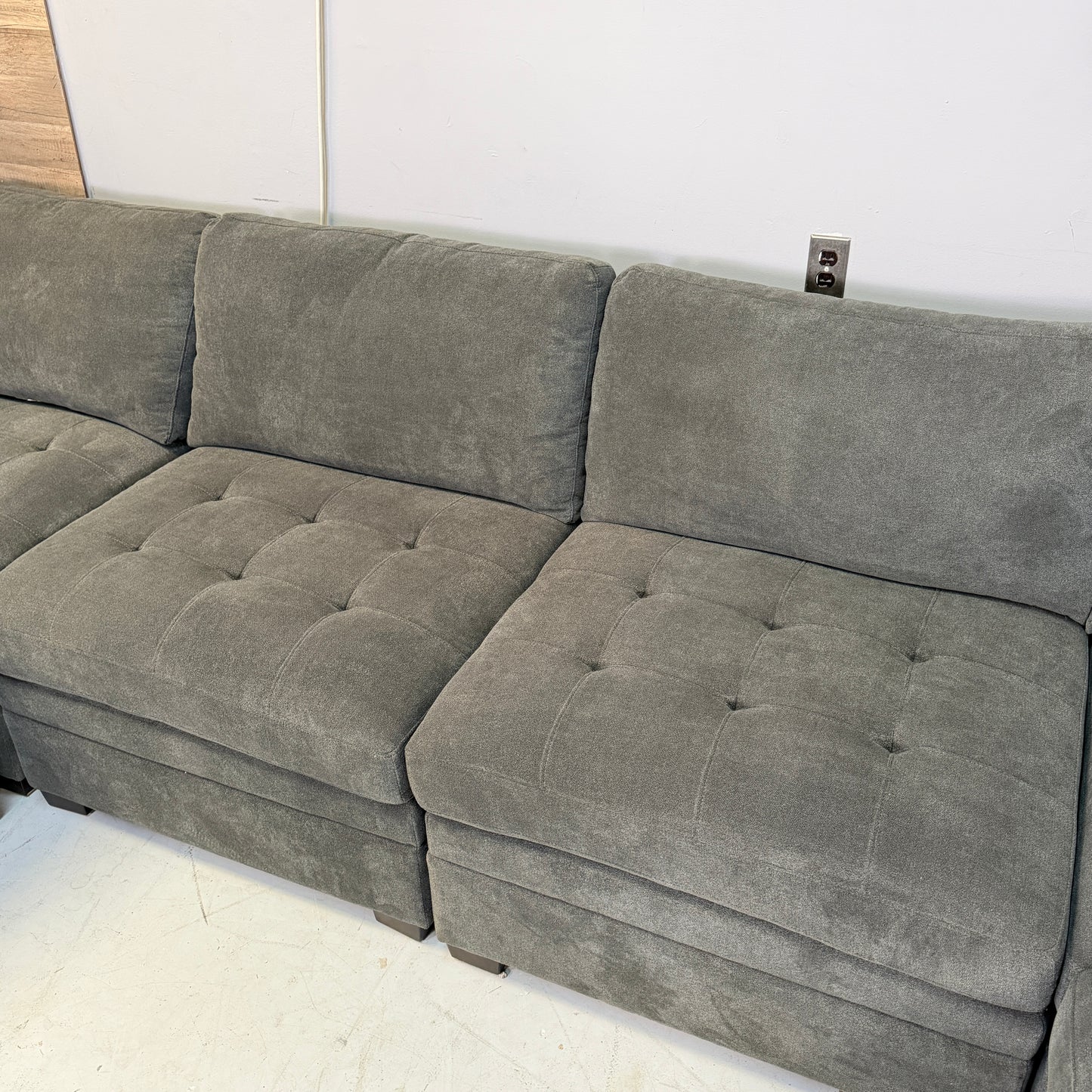 Grey Thomasville Tisdale Modular Sectional