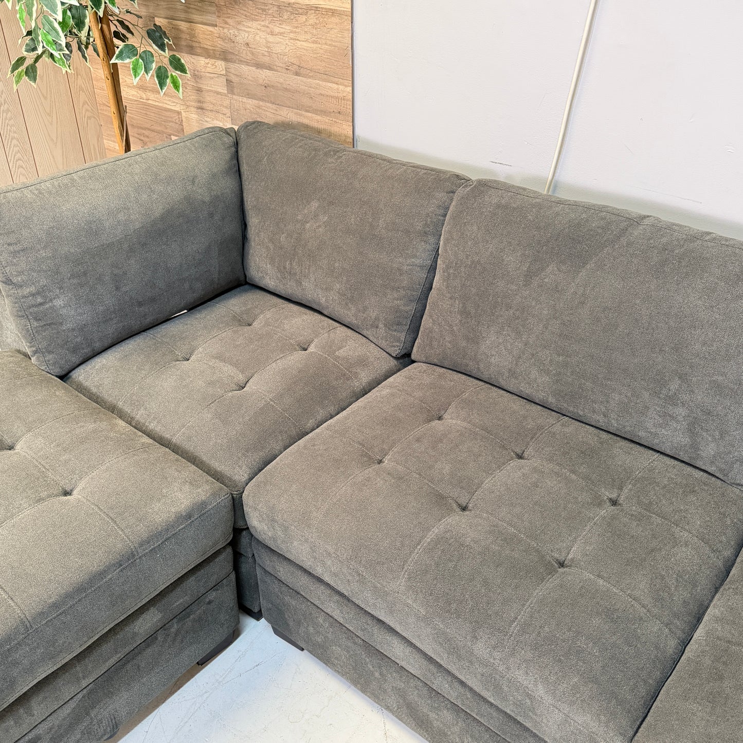 Grey Thomasville Tisdale Modular Sectional