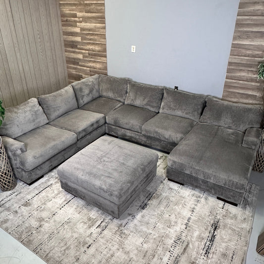 Grey U Shape Sectional With Storage Ottoman