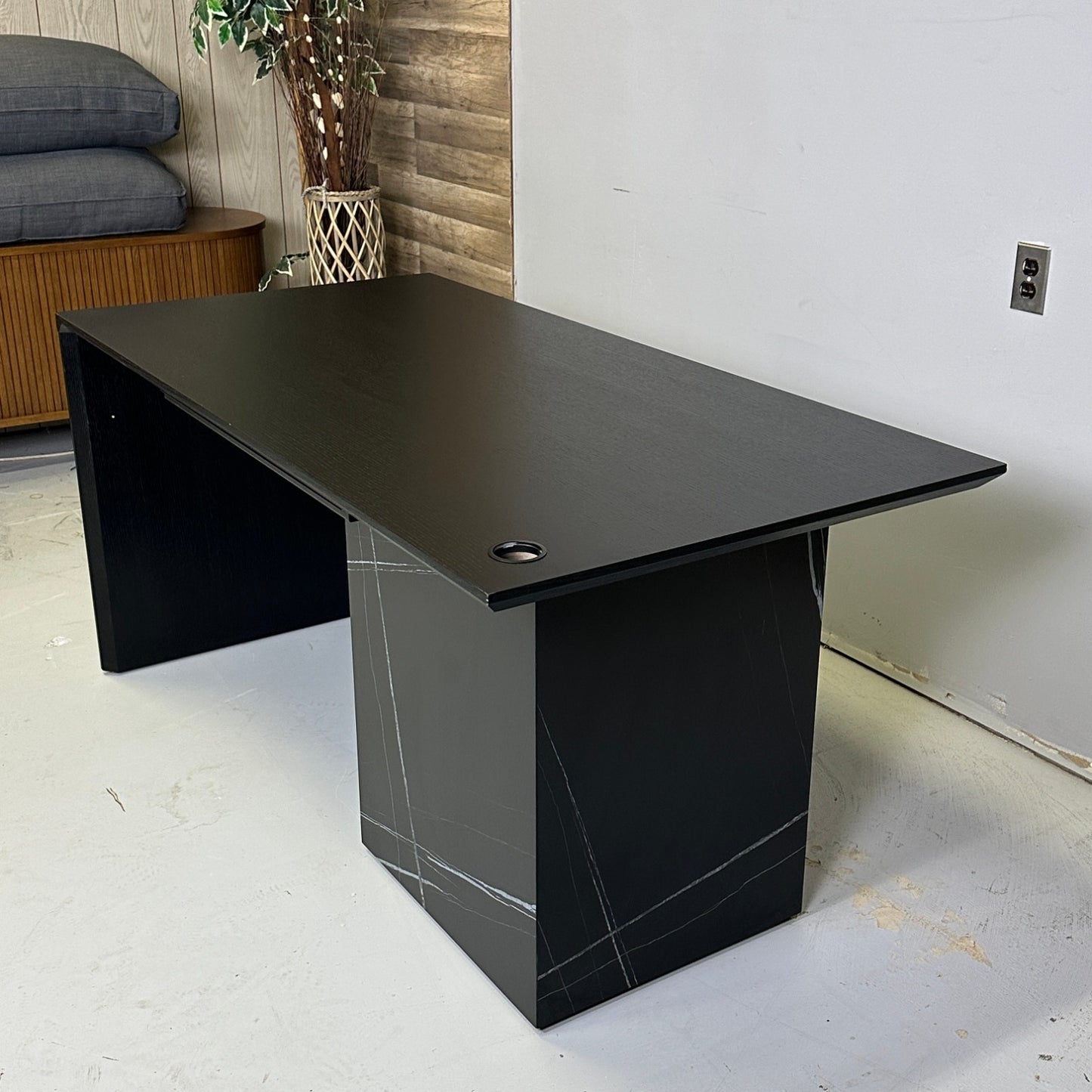 (Customer Return) Rove Concepts “Gia Desk”