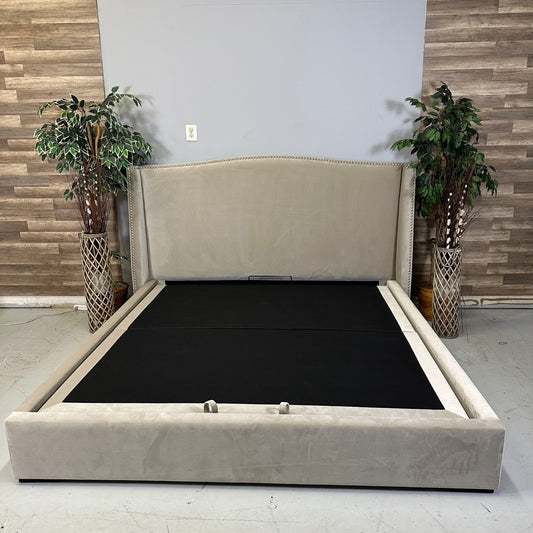 (Customer Return) Saatva Minori Storage Bed, King