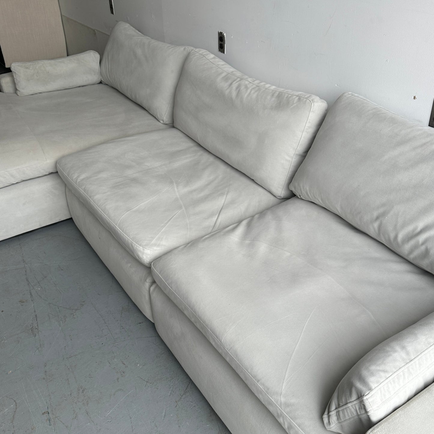 Grey Ashley Sectional "Elyza"