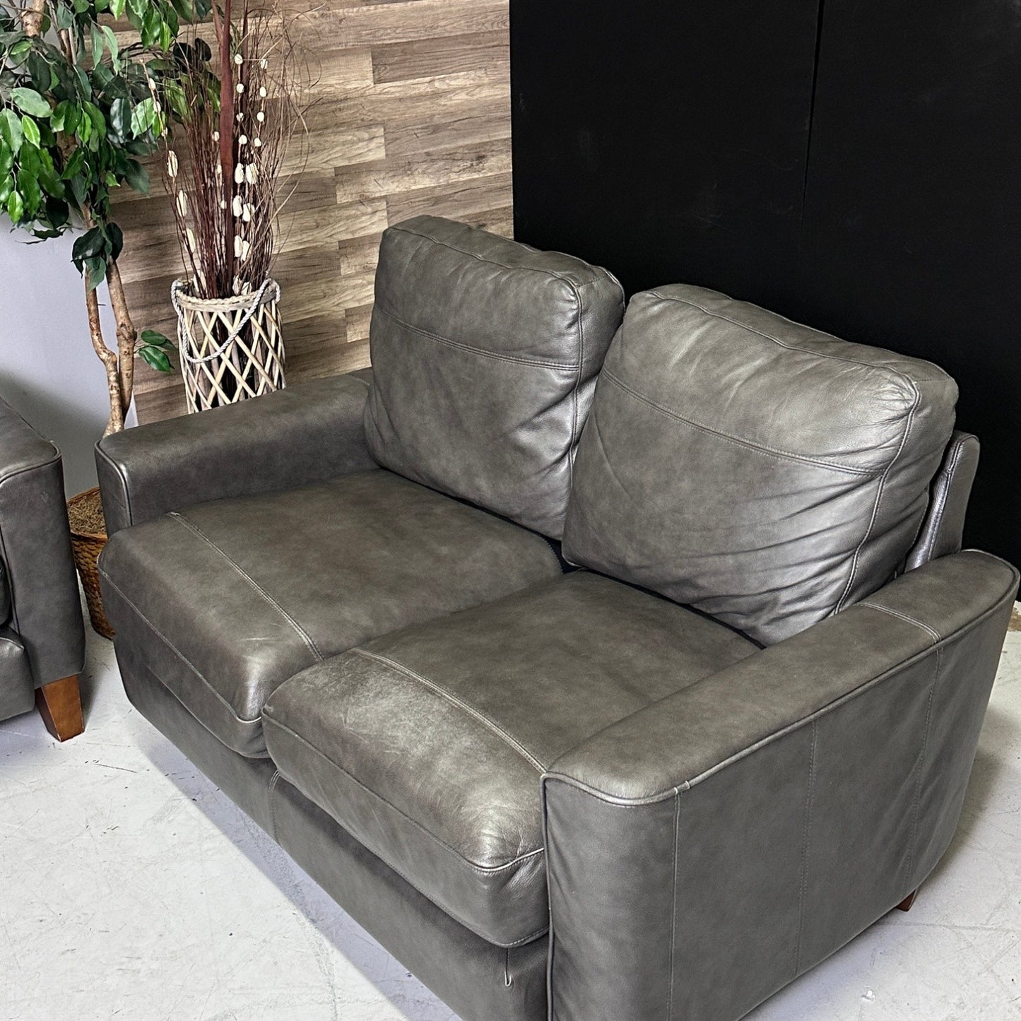 Leather Sofa & Loveseat Set