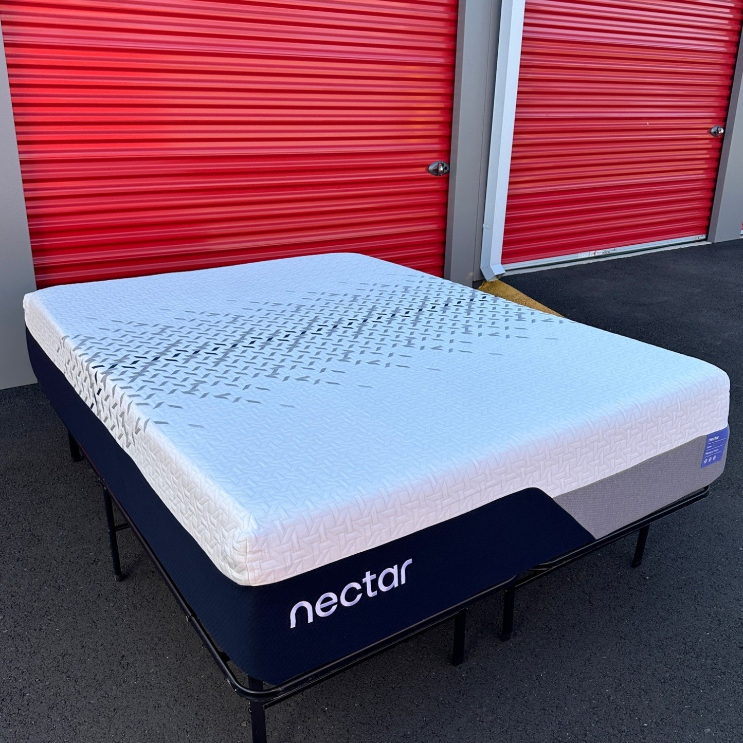 Nectar "LUXE" Queen Memory Foam