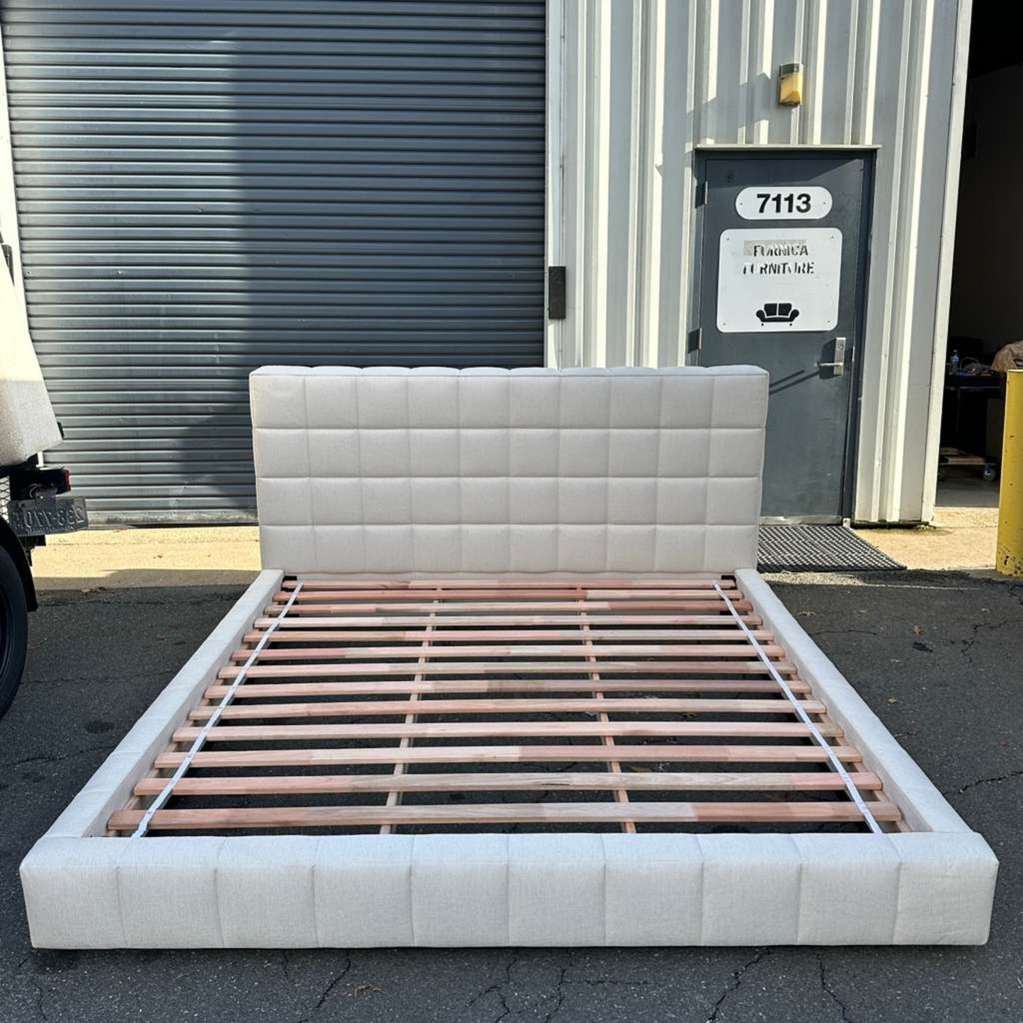 Modloft Thompson Bed (King)