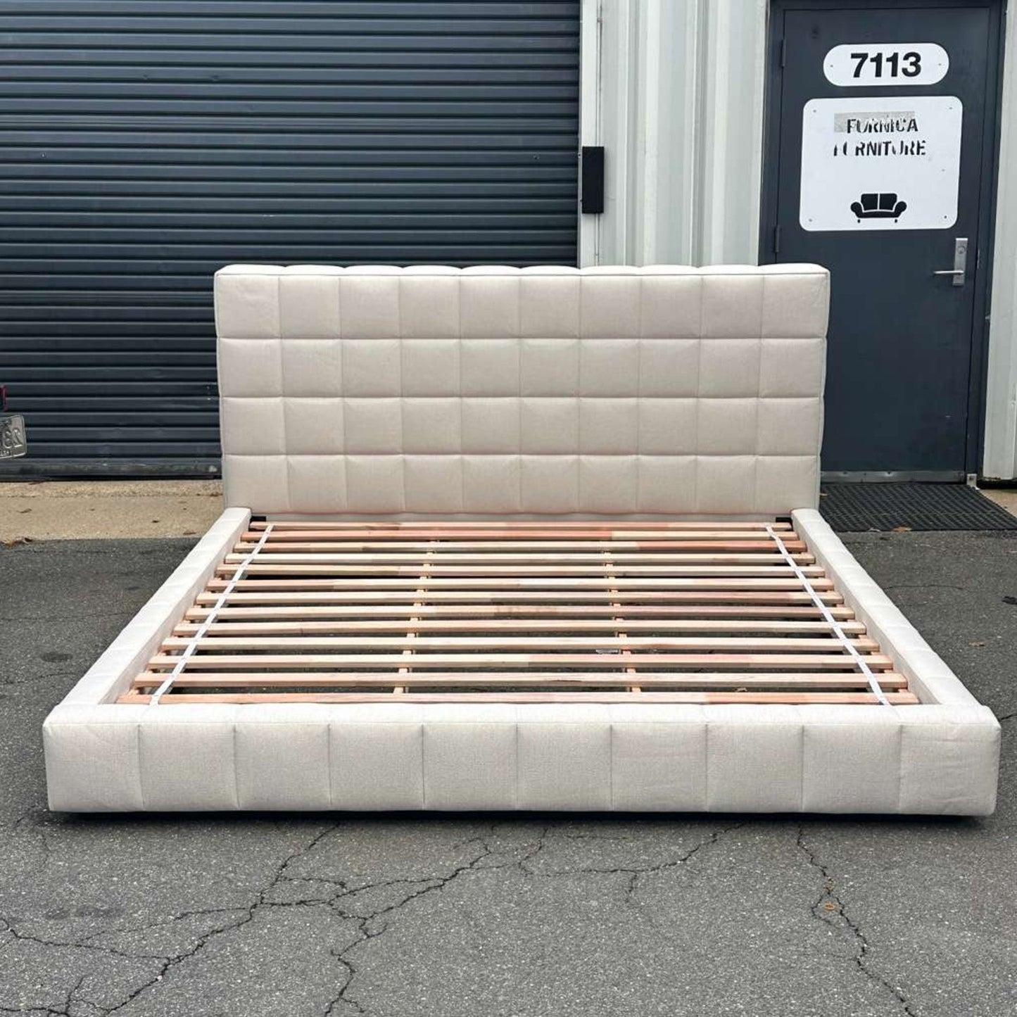 Modloft Thompson Bed (King)