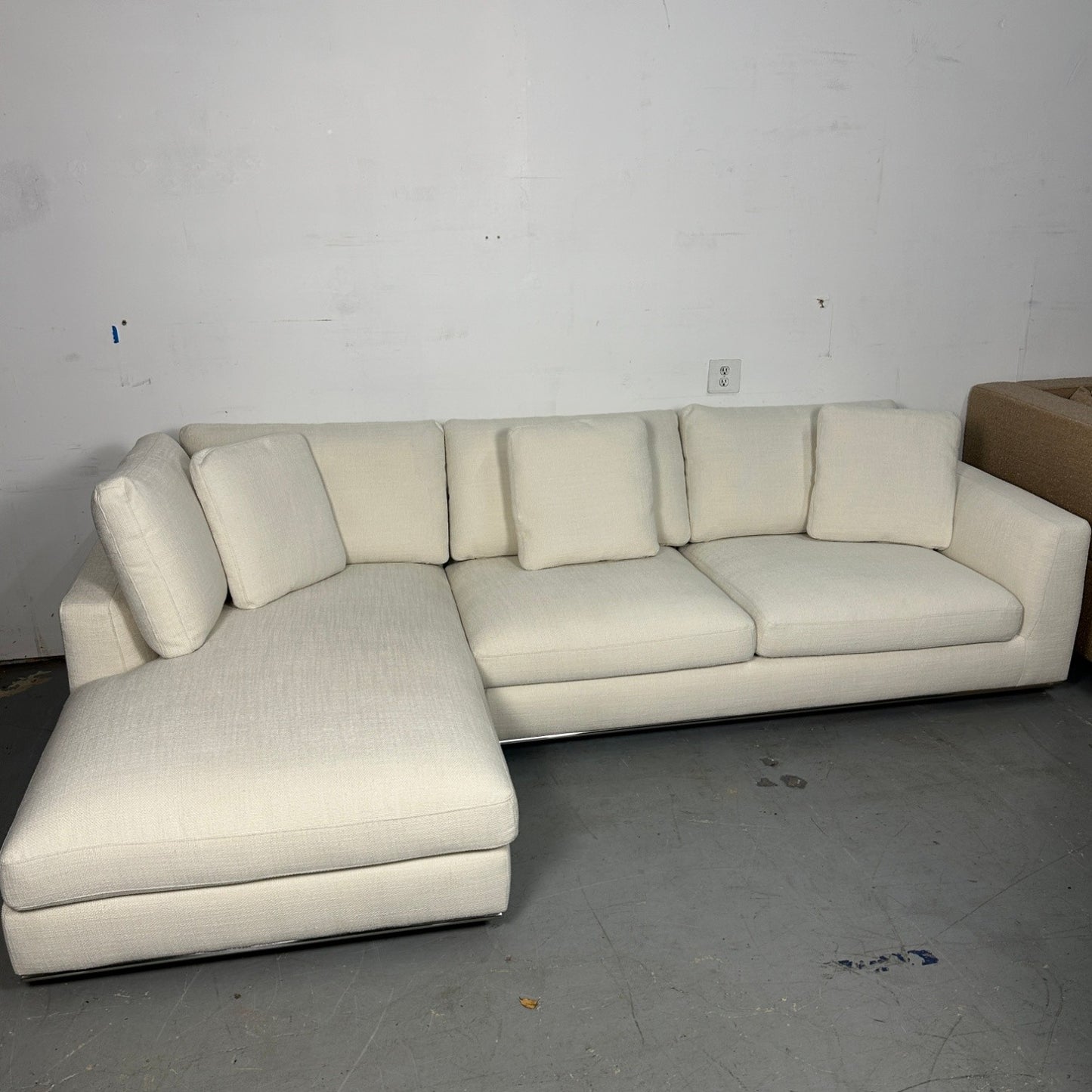 Castlery Hamilton Chaise Sectional (Performance Brilliant White)