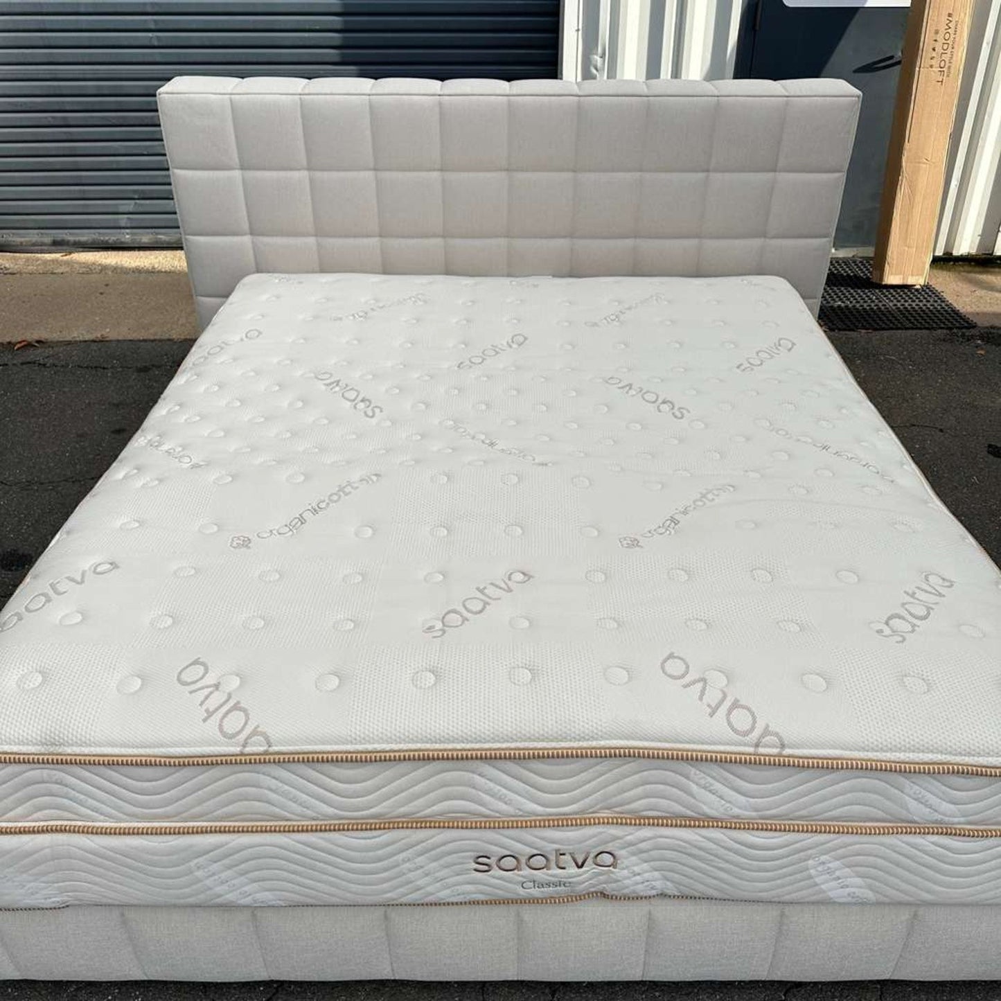 Saatva Classic Firm 14.5" Mattress (California King)