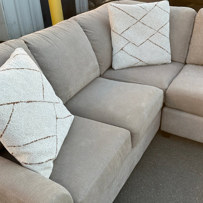 Grey L-Shaped Sectional with Pull-Out Bed