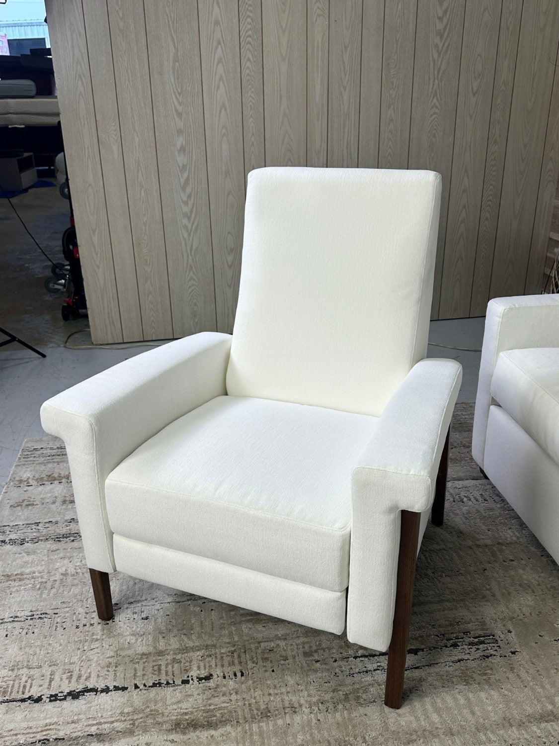 Robin Recliner By BenchMade Modern