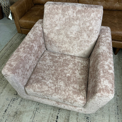 Pink Joybird Hughes Apartment Chair