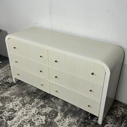Havenly Curved Modern 6 Drawer White Dresser