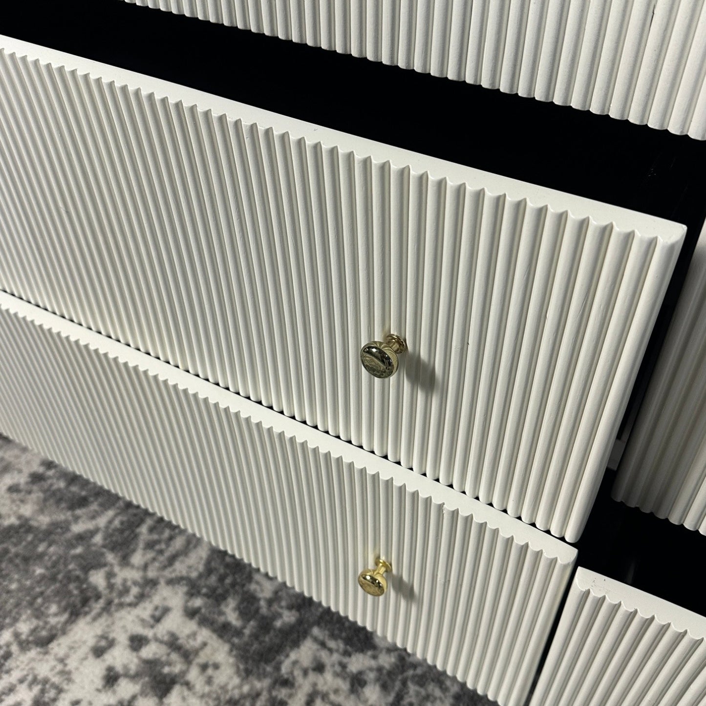 Havenly Curved Modern 6 Drawer White Dresser