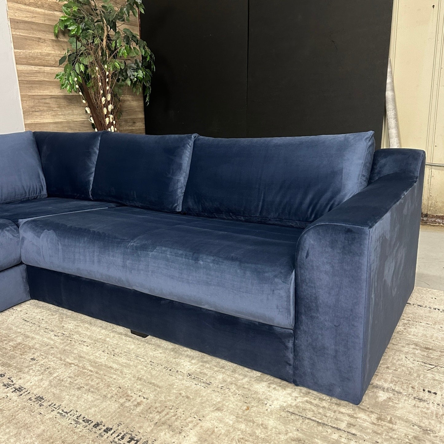 Sabai Elevate Blue Sectional