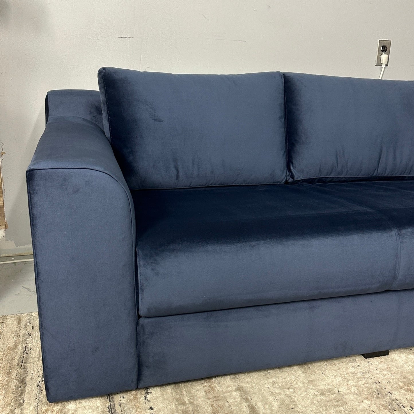 Sabai Elevate Blue Sectional