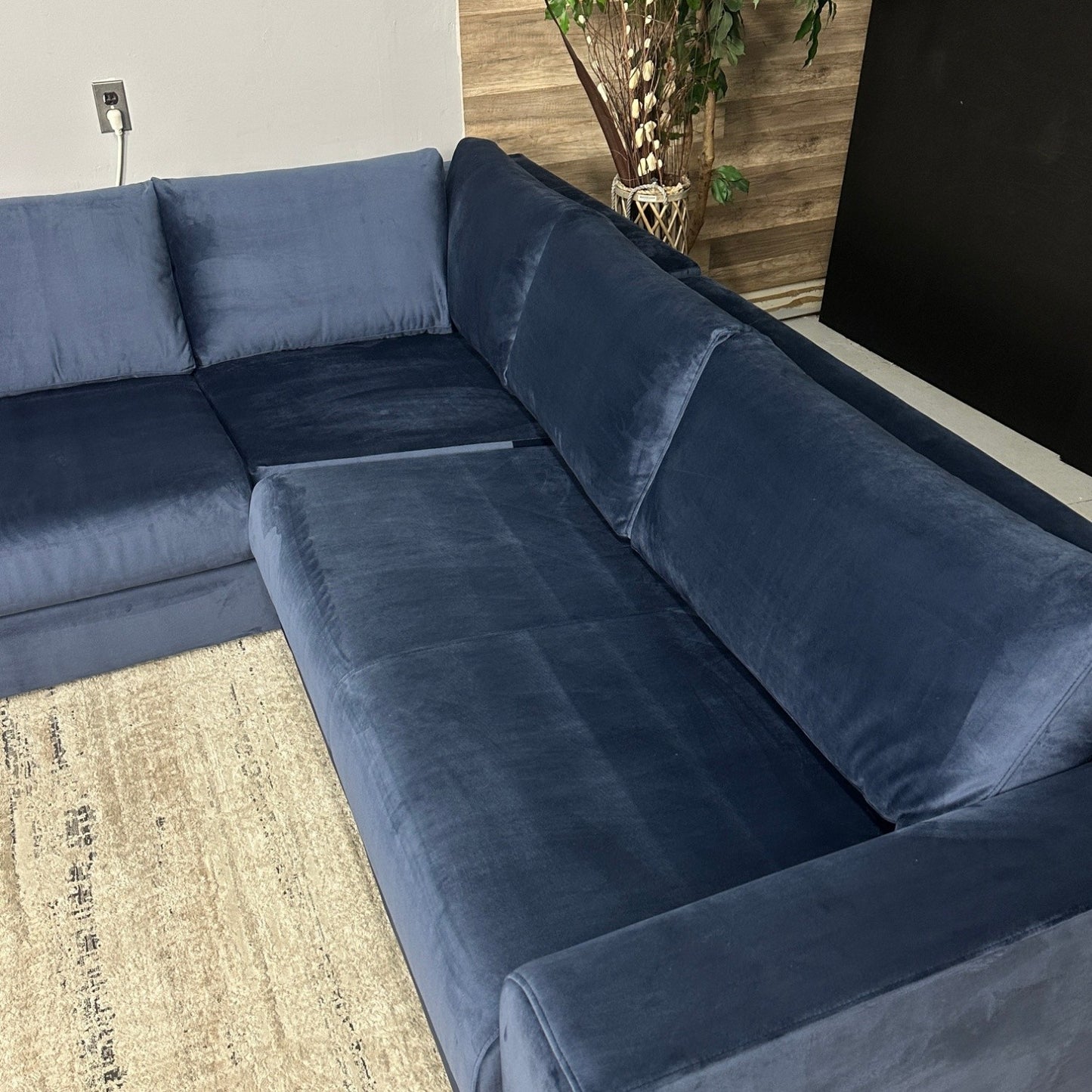 Sabai Elevate Blue Sectional