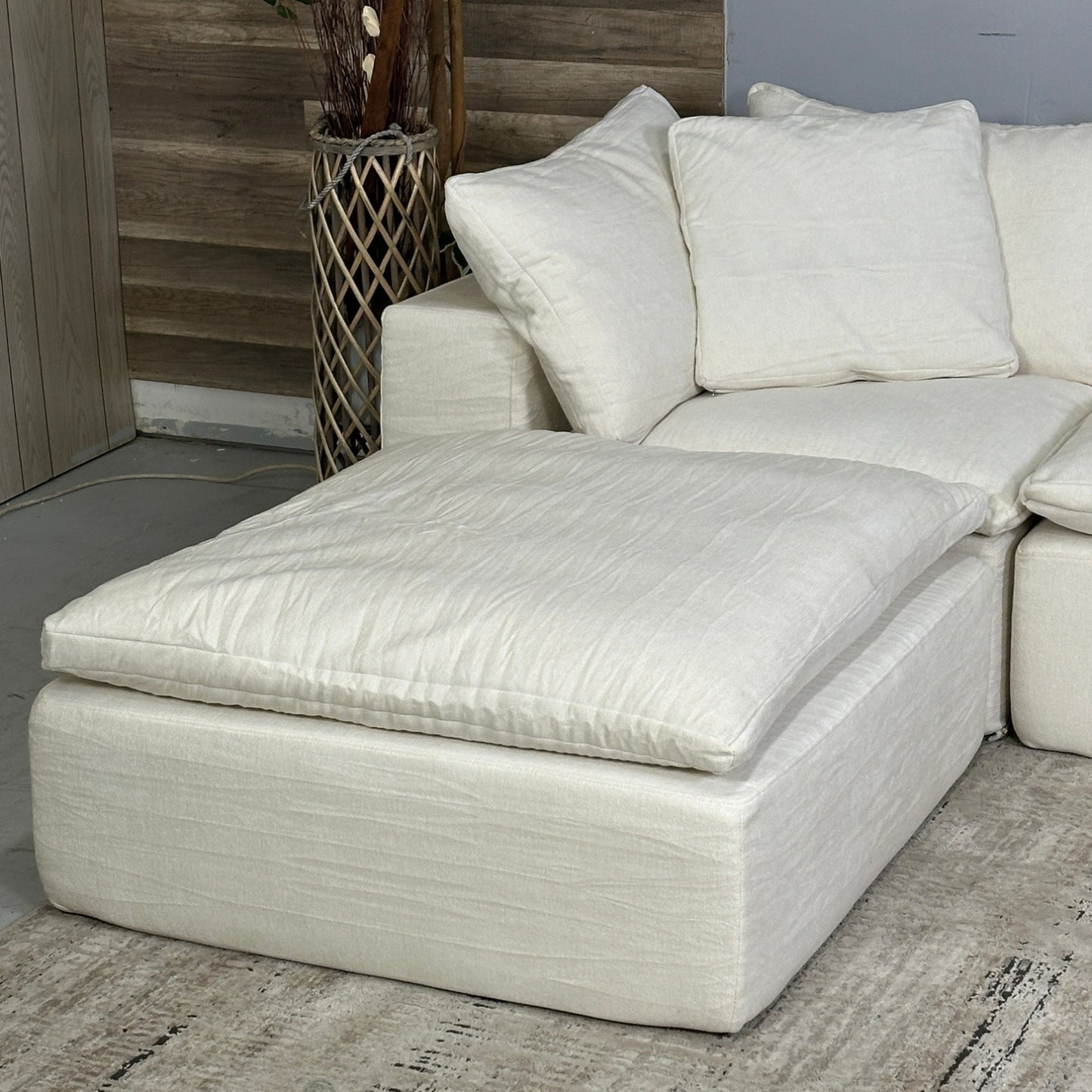 Rove Labs R4 Modular Cloud Couch