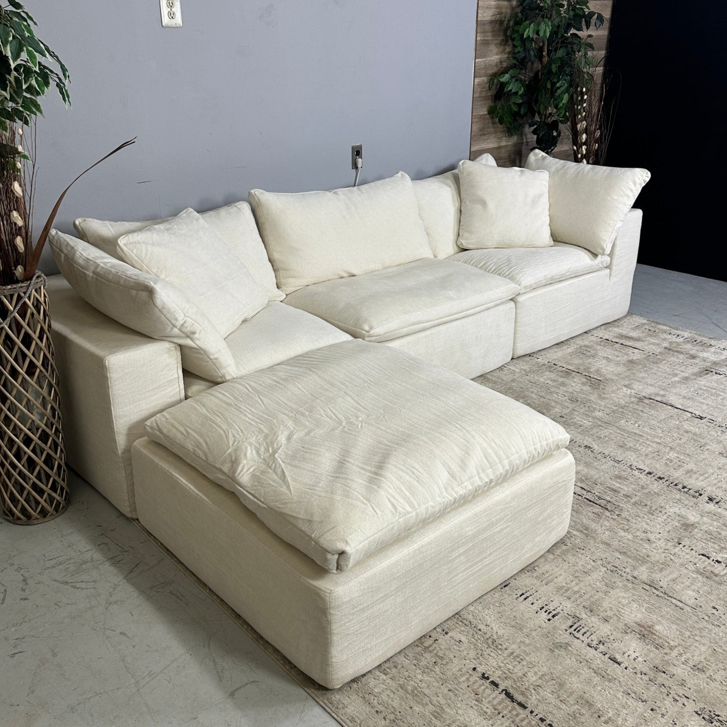 Rove Labs R4 Modular Cloud Couch