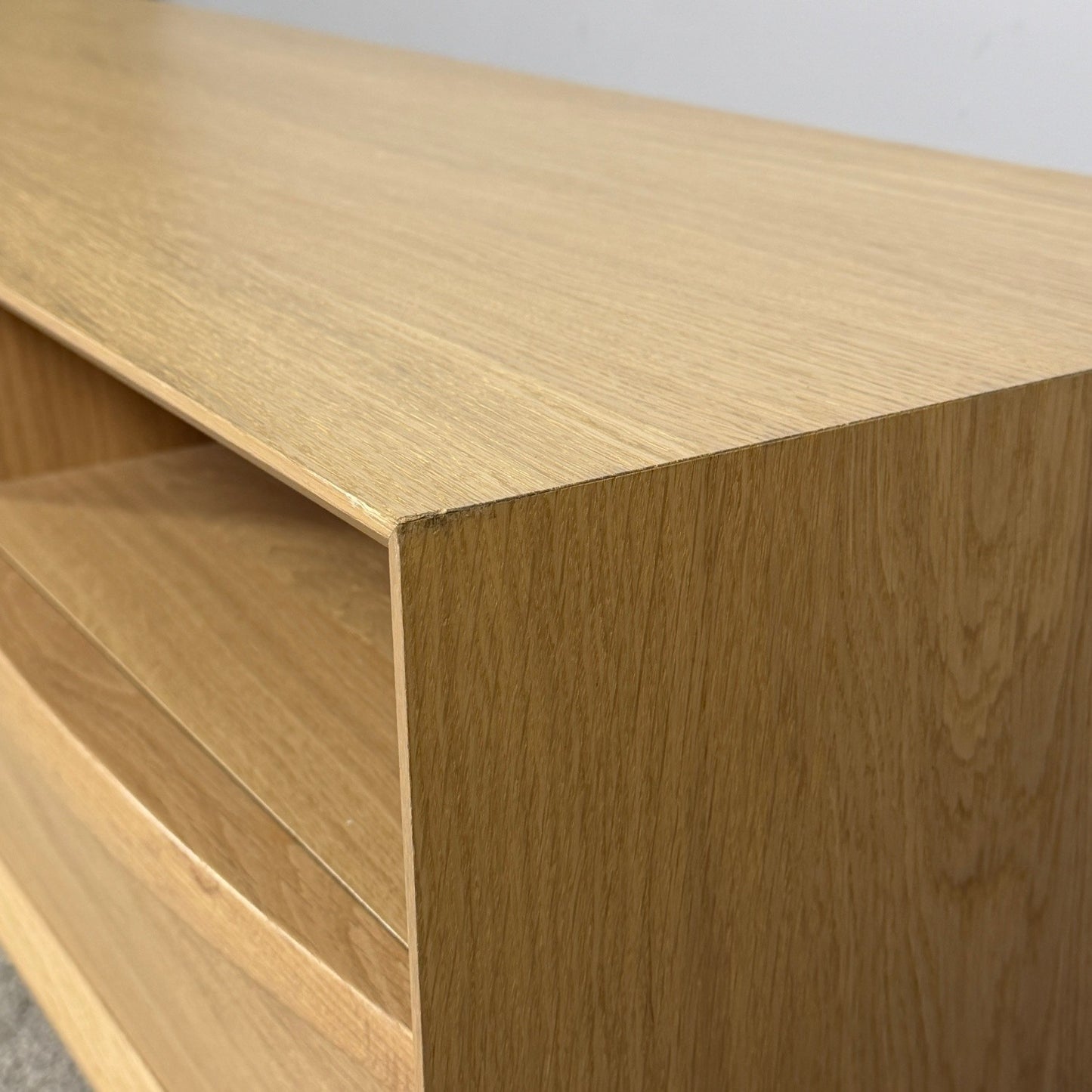 Article Lenia 63" Low Media Unit