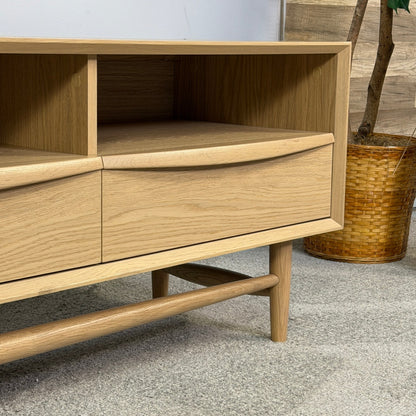 Article Lenia 63" Low Media Unit