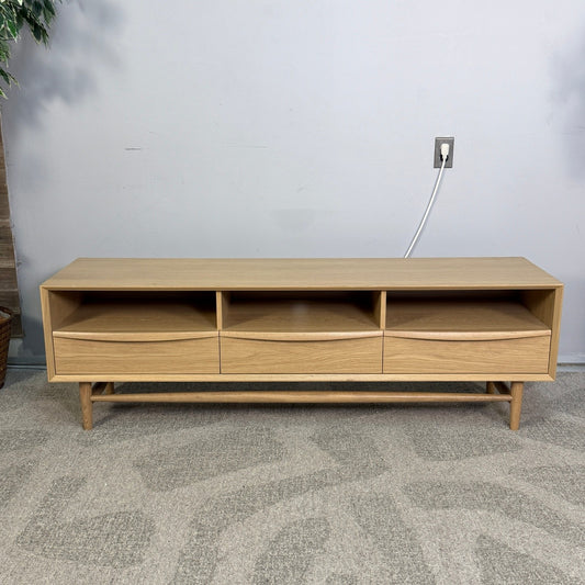 Article Lenia 63" Low Media Unit