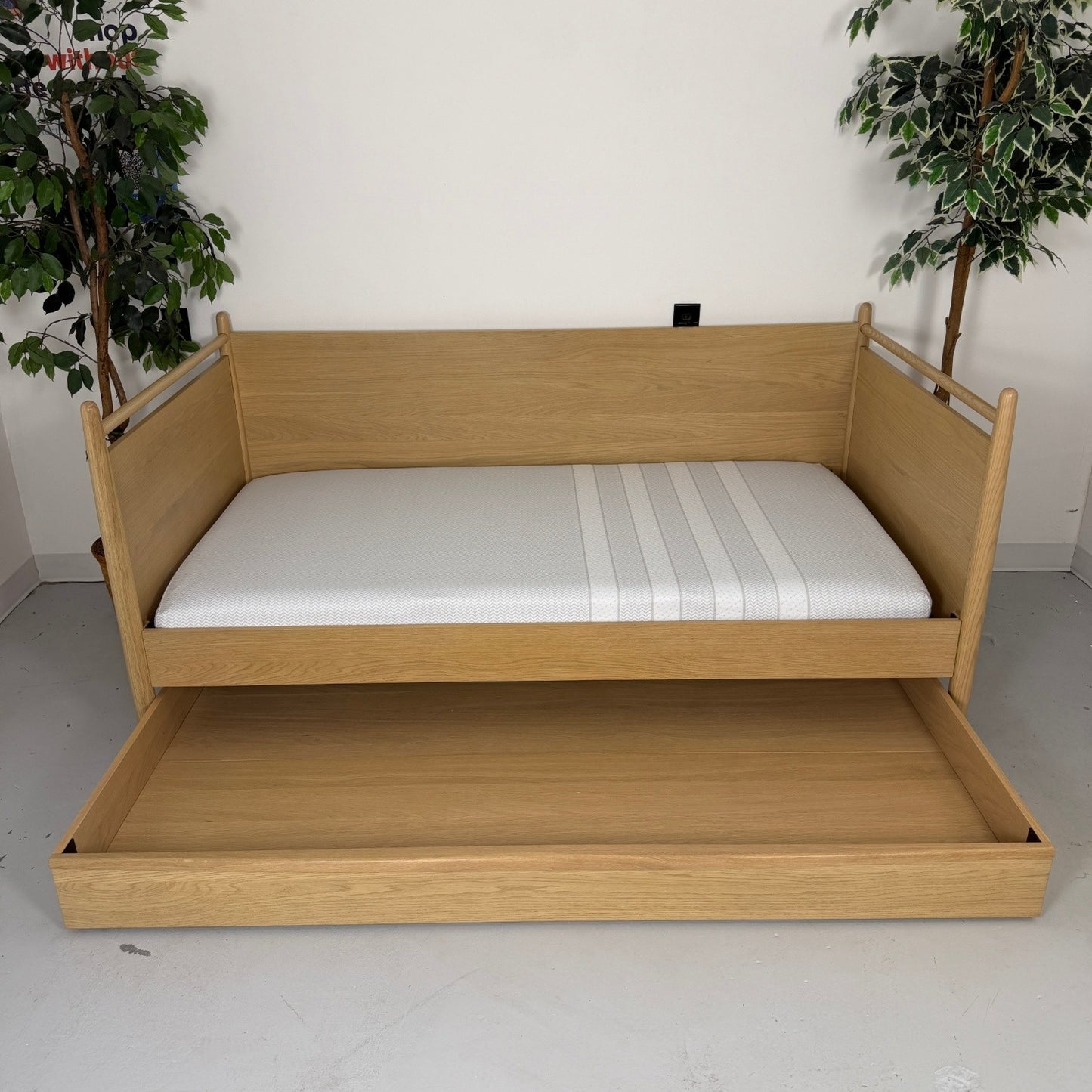 Article "Lenia" Twin Daybed with Trundle