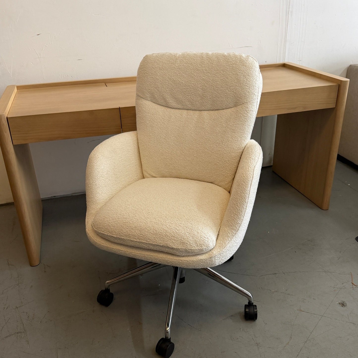 Article Bea Executive Office Chair In Ivory Wool Bouclé
