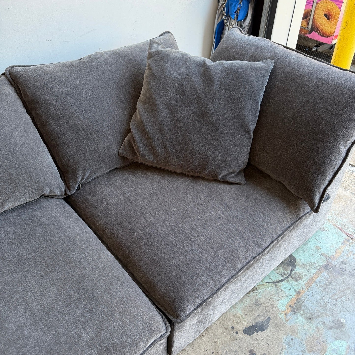 Sereen 6-piece Modular Sectional In Dark Gray
