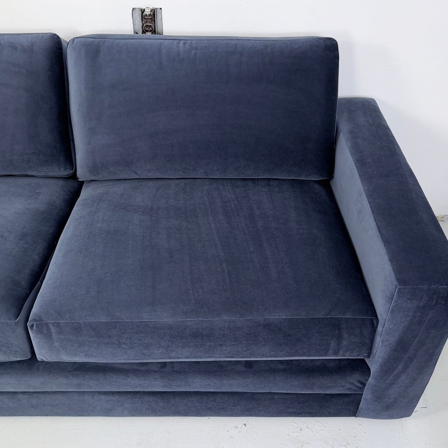 Article "Riley" 84" Velvet Sofa