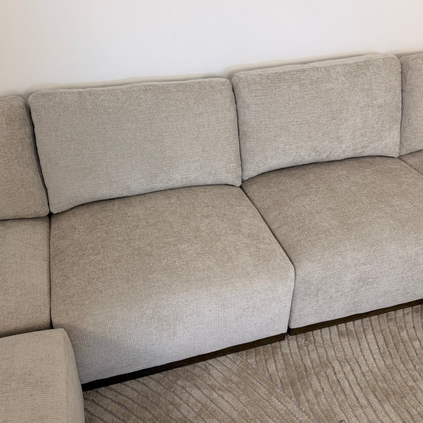 Costco Henredon Murphy Fabric 6-piece Modular Sectional with Ottoman