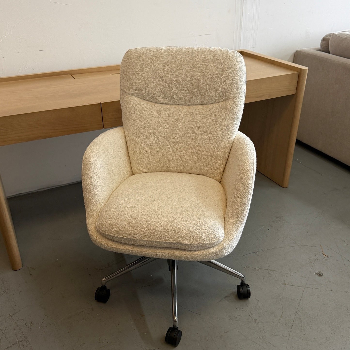 Article Bea Executive Office Chair In Ivory Wool Bouclé