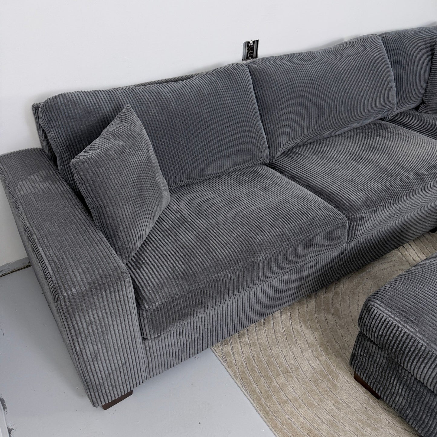 Thomasville Corduroy Sectional With Ottoman