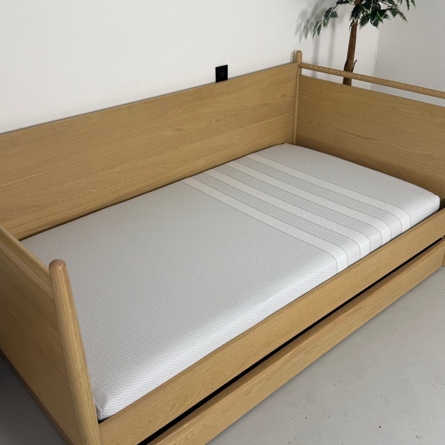 Article "Lenia" Twin Daybed with Trundle