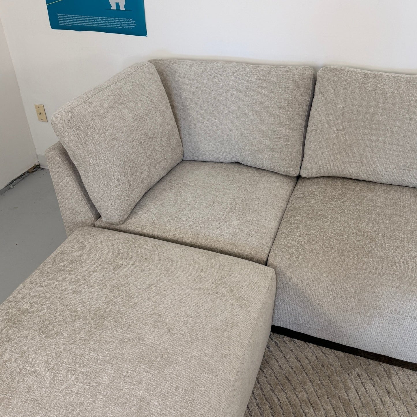 Costco Henredon Murphy Fabric 6-piece Modular Sectional with Ottoman