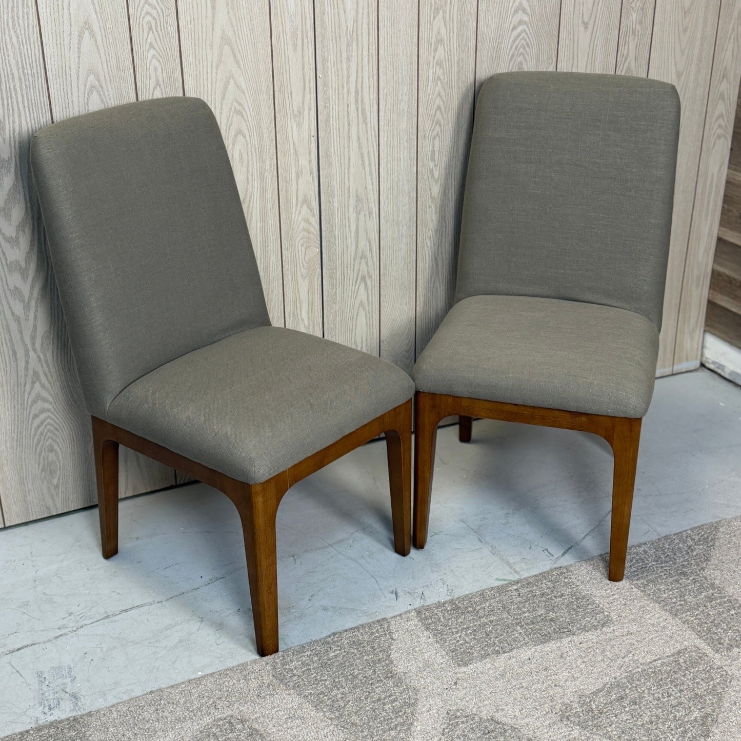 2 Article Rosin High-Back Dining Chair