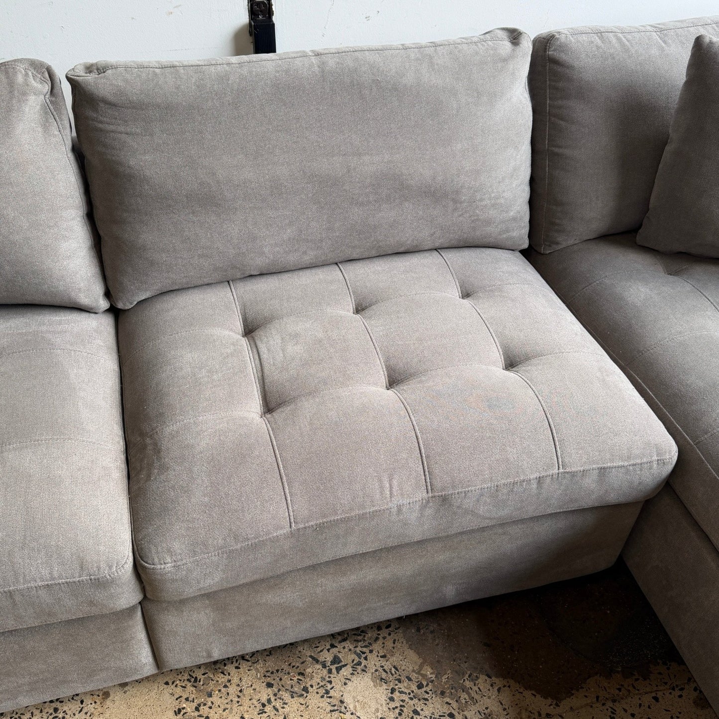 Thomasville Miles Fabric Sectional With Power Footrest