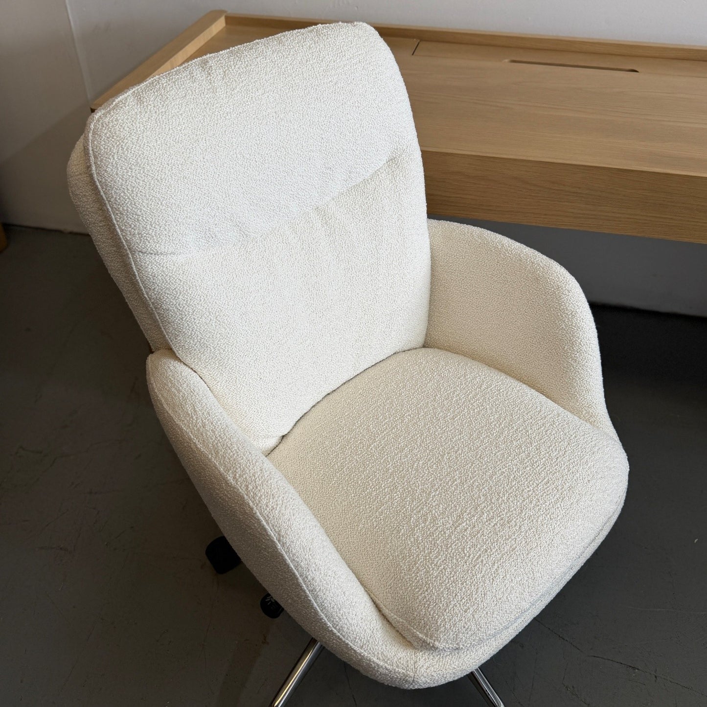 Article Bea Executive Office Chair In Ivory Wool Bouclé